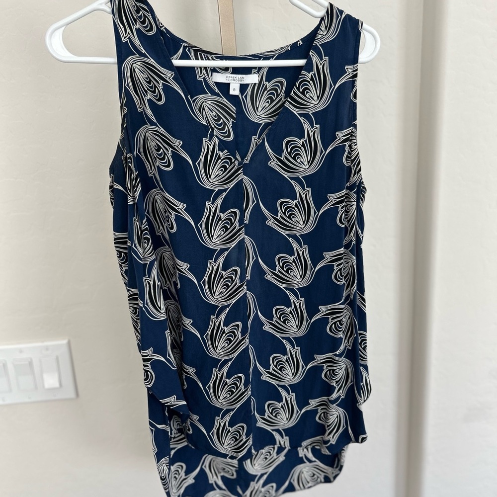 Derek Lam 10 Crosby Navy Floral Sleeveless Shell Top